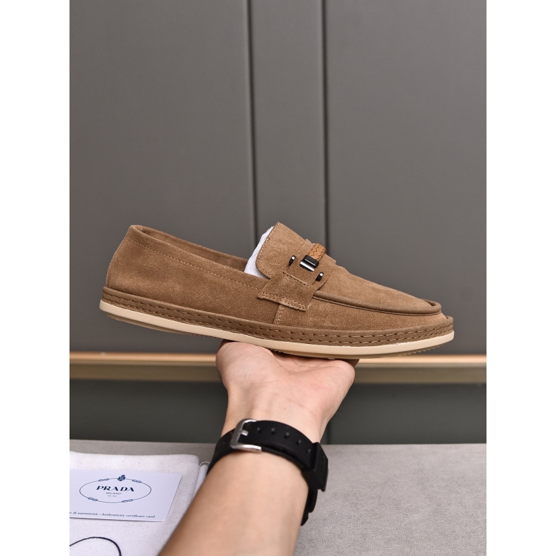 Pra*a leather shoes